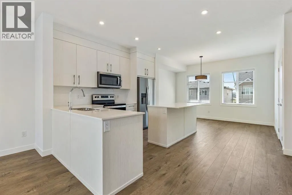 50 Cornerglen Manor NE