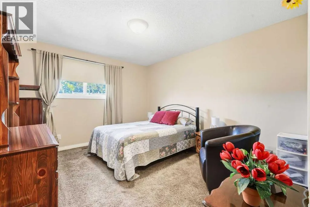 163 Whitewood Place NE