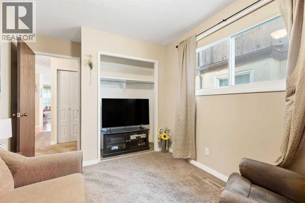 163 Whitewood Place NE