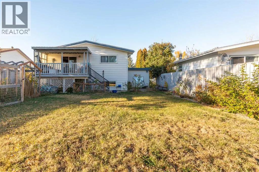 945 Columbia Boulevard W