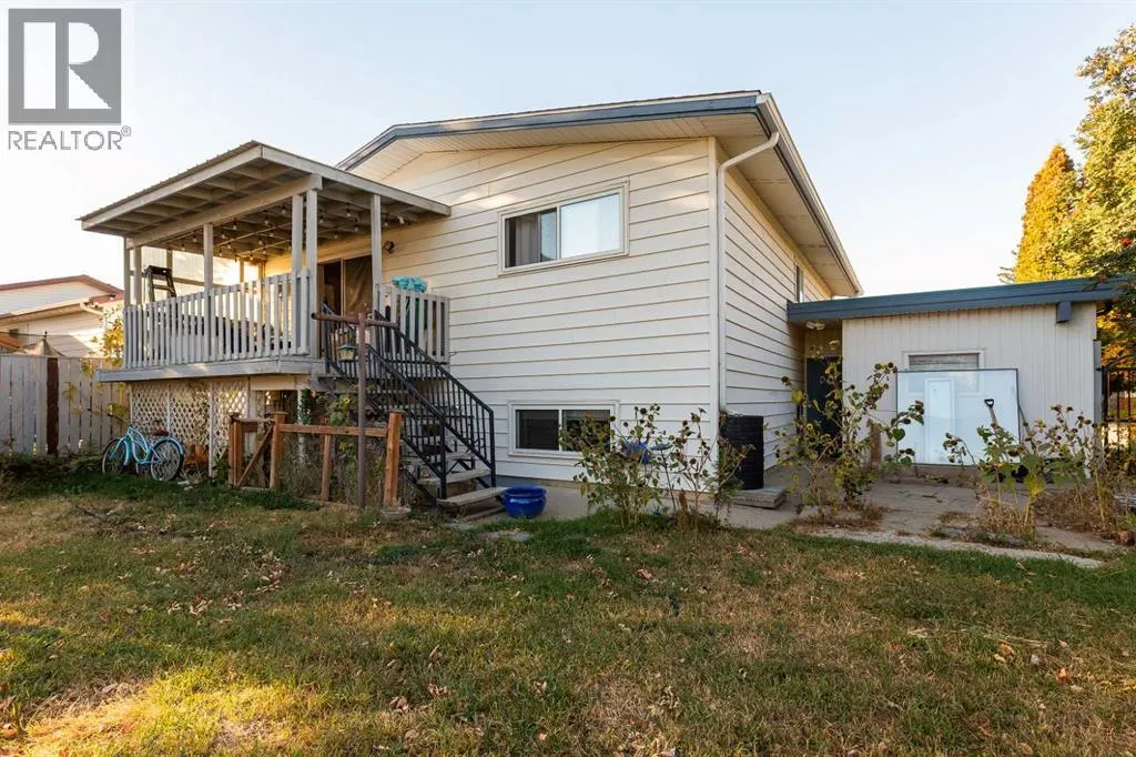945 Columbia Boulevard W
