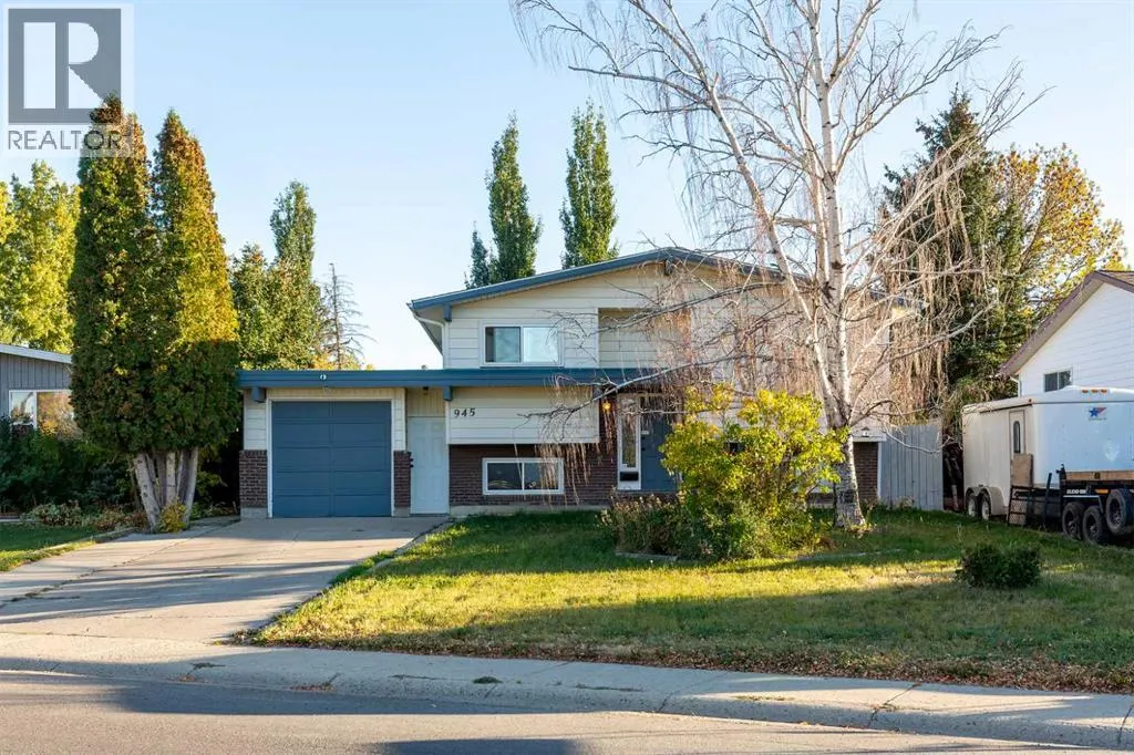 945 Columbia Boulevard W