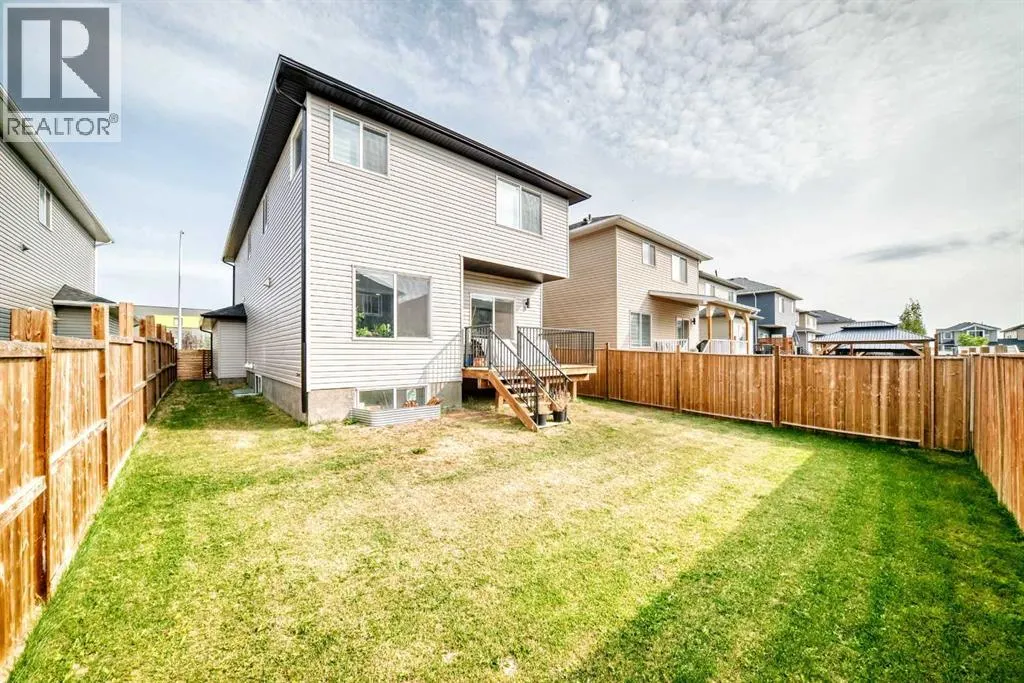 772 Edgefield Crescent