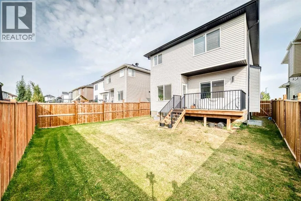 772 Edgefield Crescent
