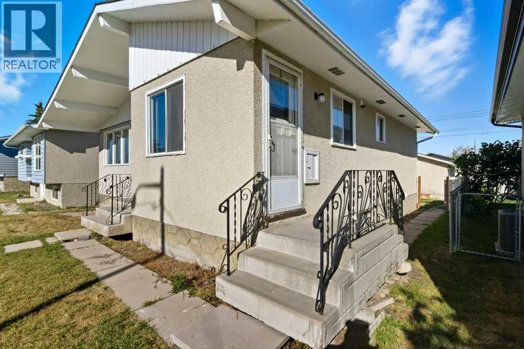 64 Maranda Close NE