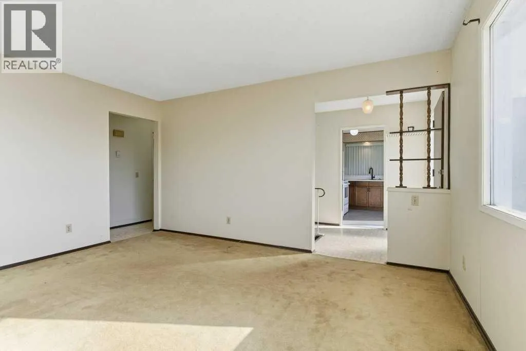 64 Maranda Close NE