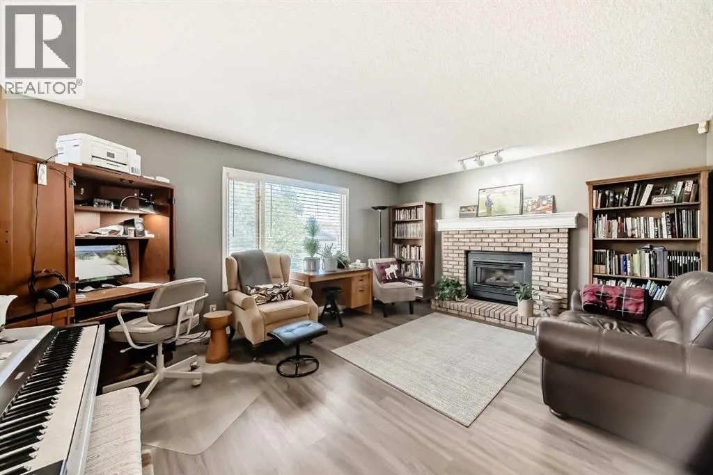 20 Rivergreen Crescent SE