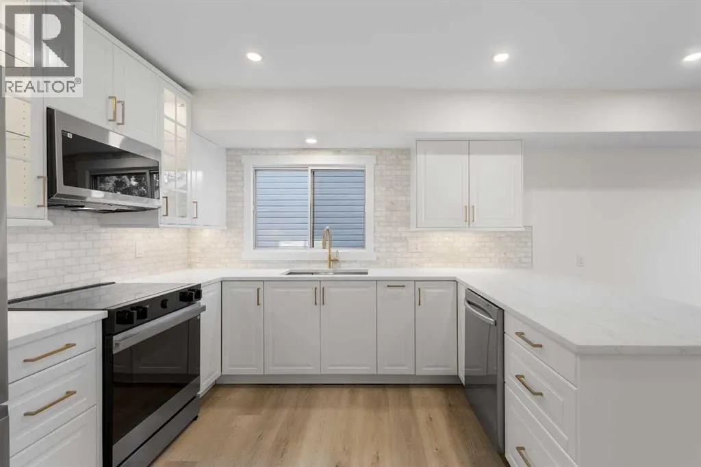 4 Cedarwood Rise SW