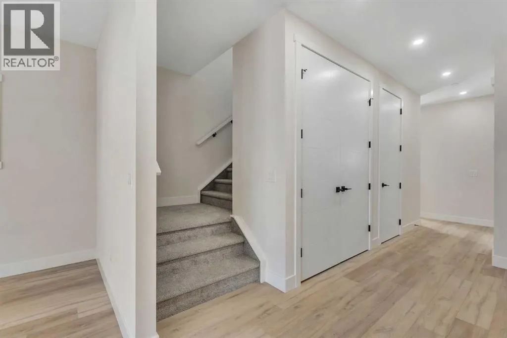 144 Saddlelake Manor NE