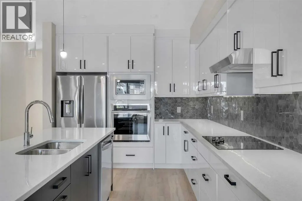 144 Saddlelake Manor NE