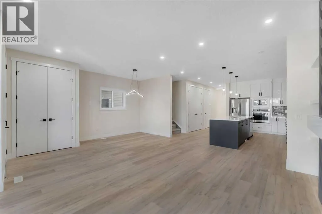 144 Saddlelake Manor NE