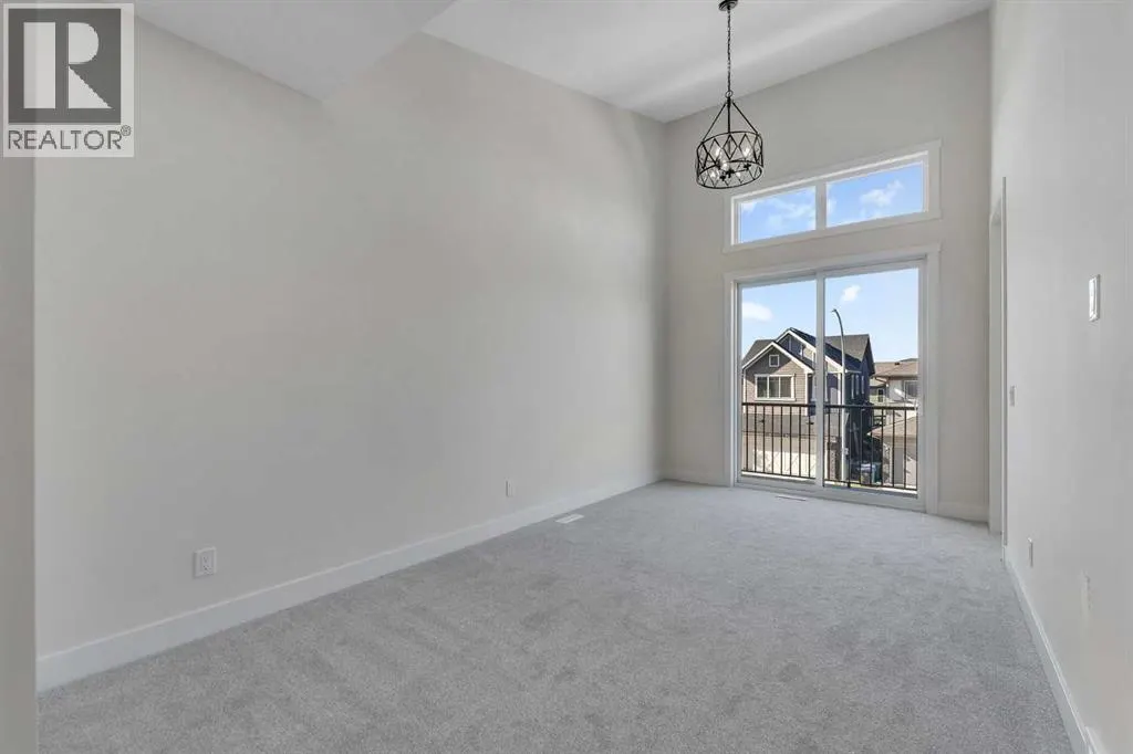 144 Saddlelake Manor NE