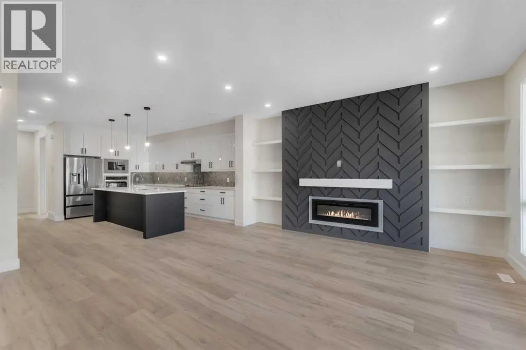 144 Saddlelake Manor NE