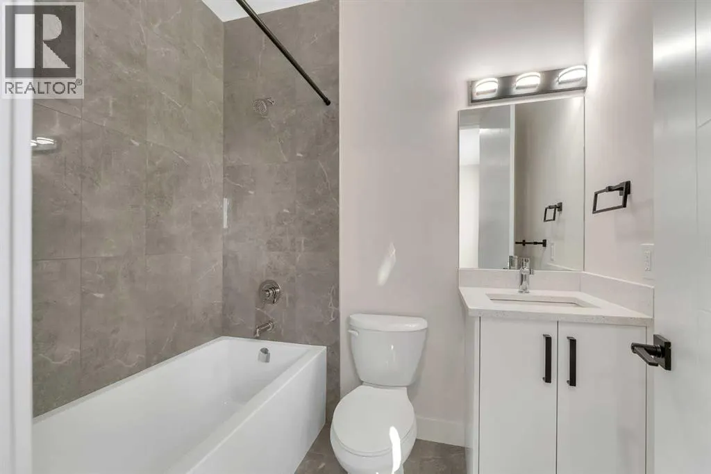 144 Saddlelake Manor NE