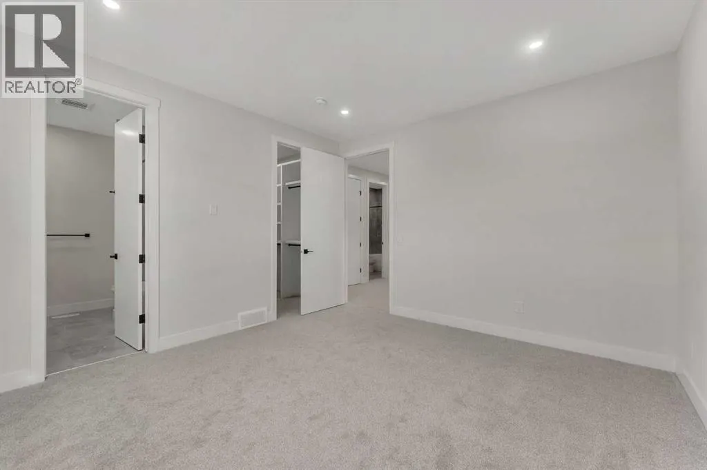 144 Saddlelake Manor NE
