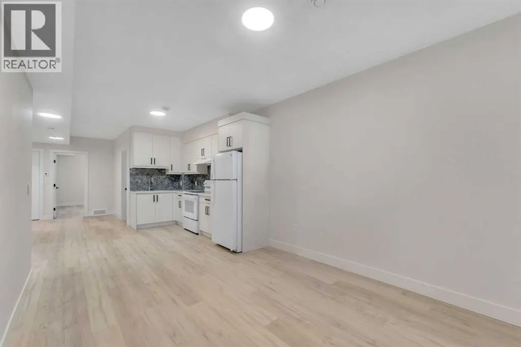 144 Saddlelake Manor NE