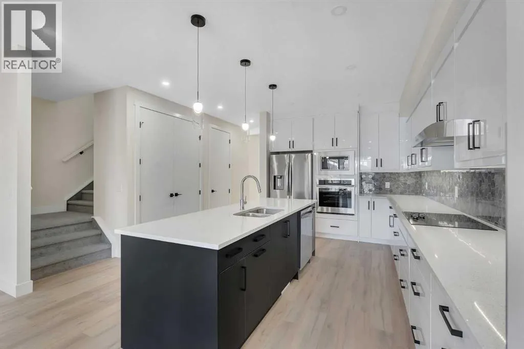 144 Saddlelake Manor NE