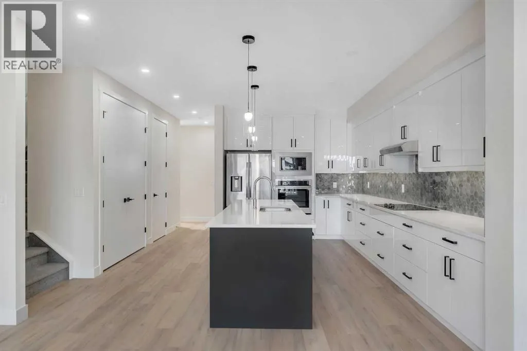 144 Saddlelake Manor NE