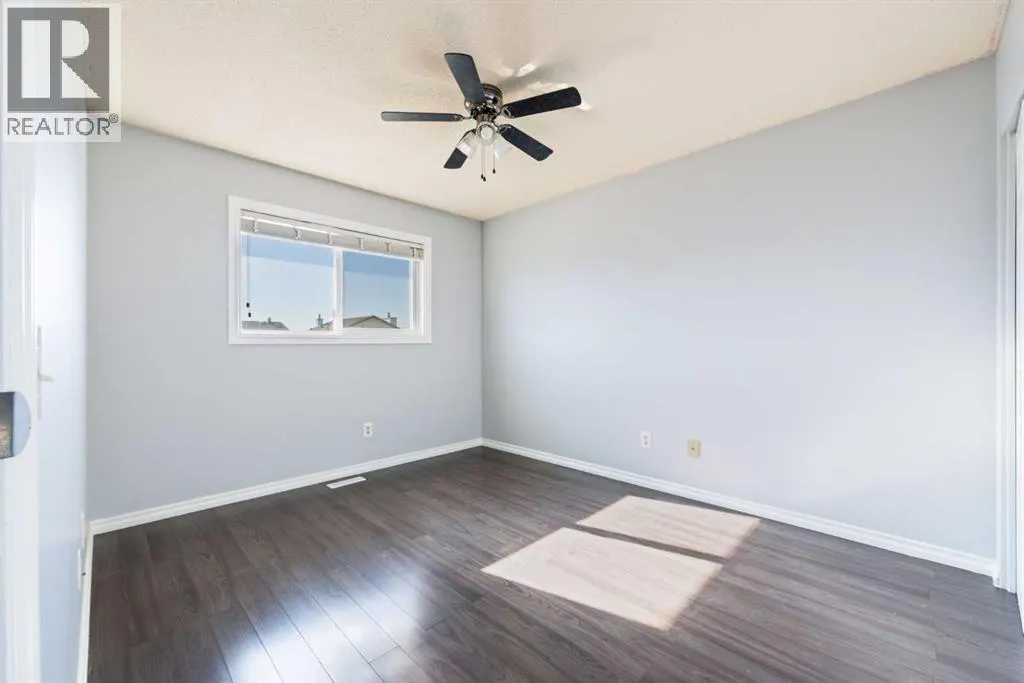336 Whitworth Way NE