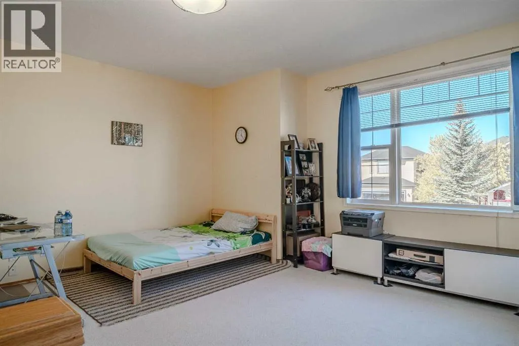 45 Arbour Crest Terrace NW