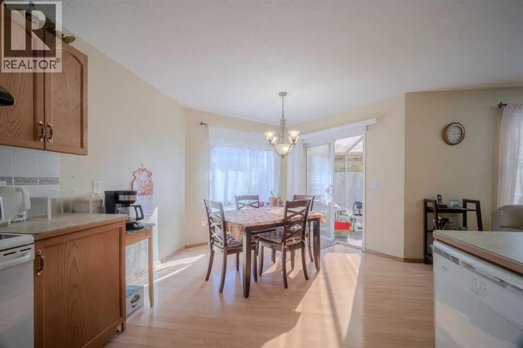 45 Arbour Crest Terrace NW