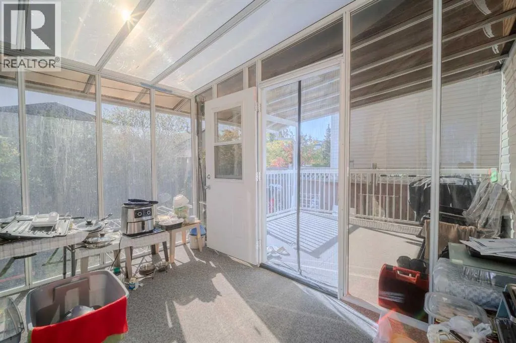 45 Arbour Crest Terrace NW