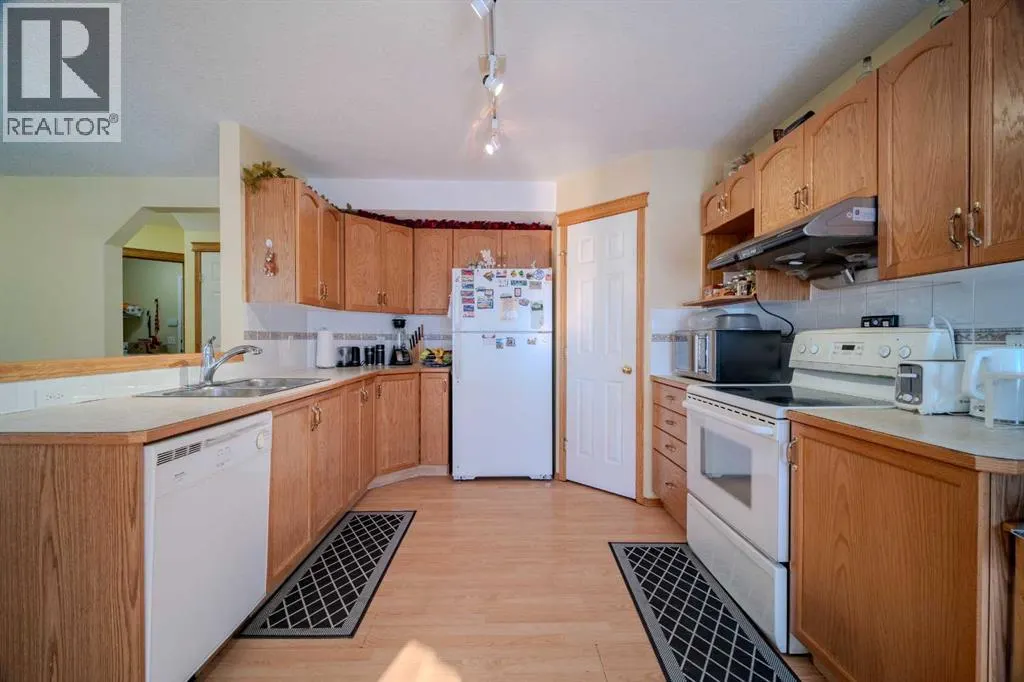 45 Arbour Crest Terrace NW