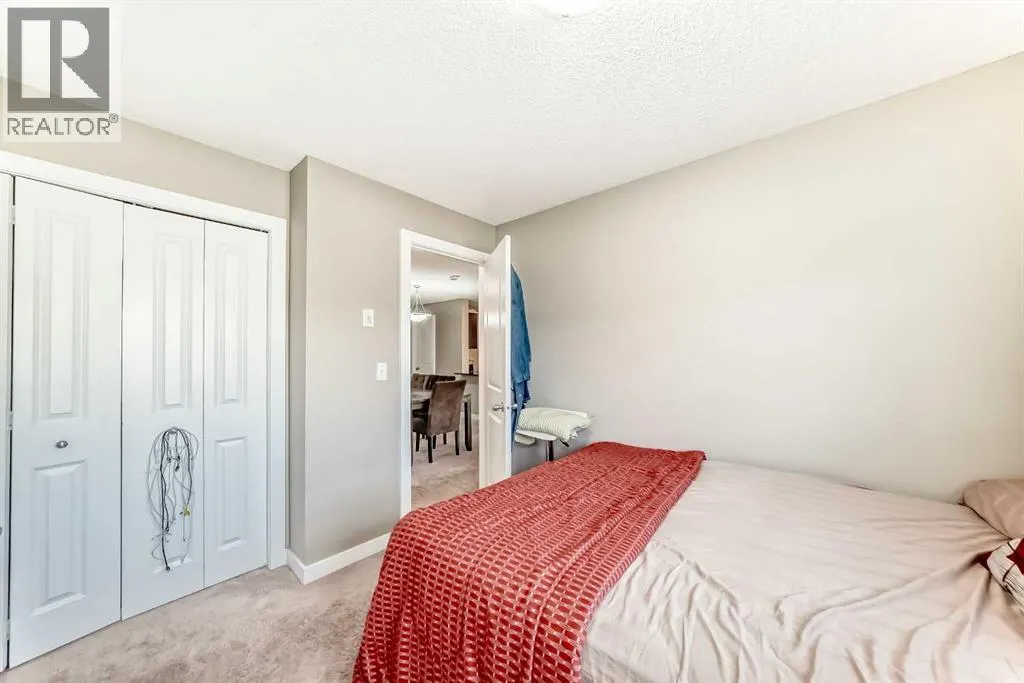 8201, 403 Mackenzie Way SW