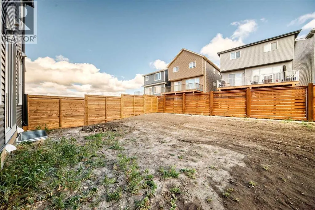 16 Lucas Passage NW