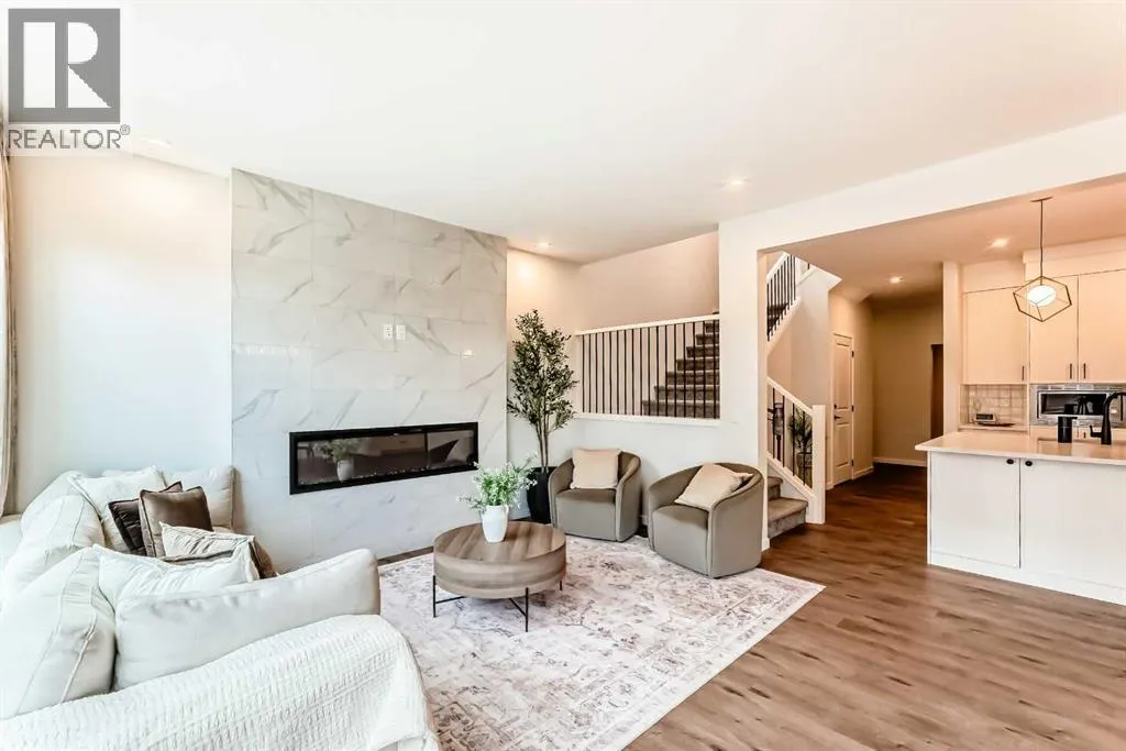 16 Lucas Passage NW