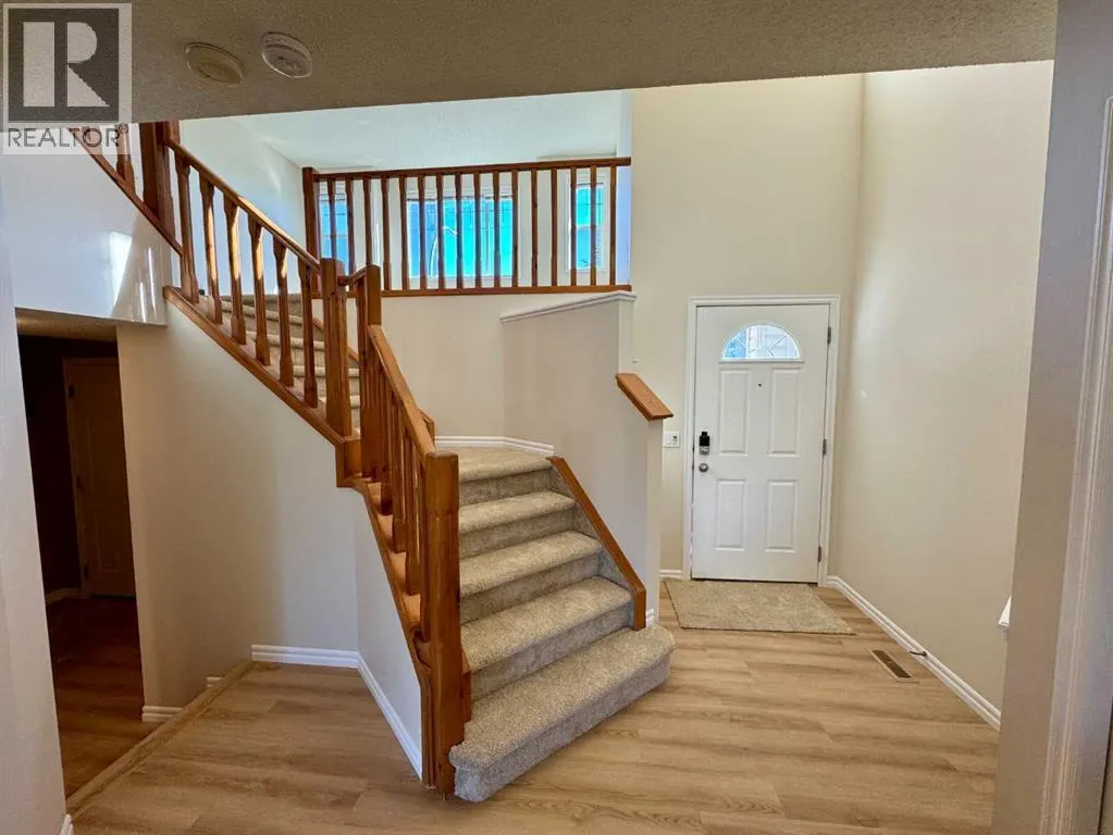 70 Glensummit Close