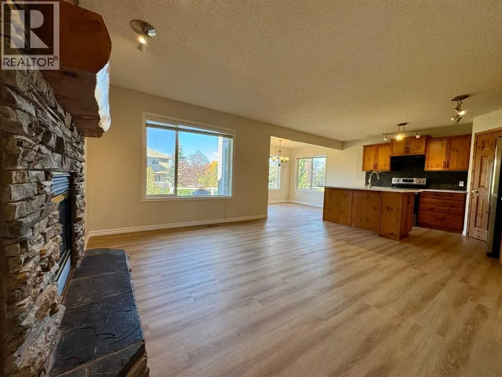 70 Glensummit Close