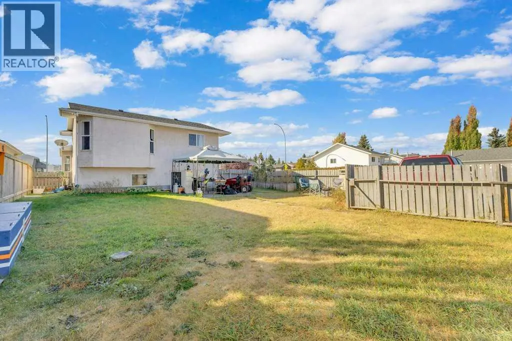 73 Lansbury Close