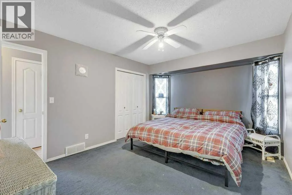 73 Lansbury Close