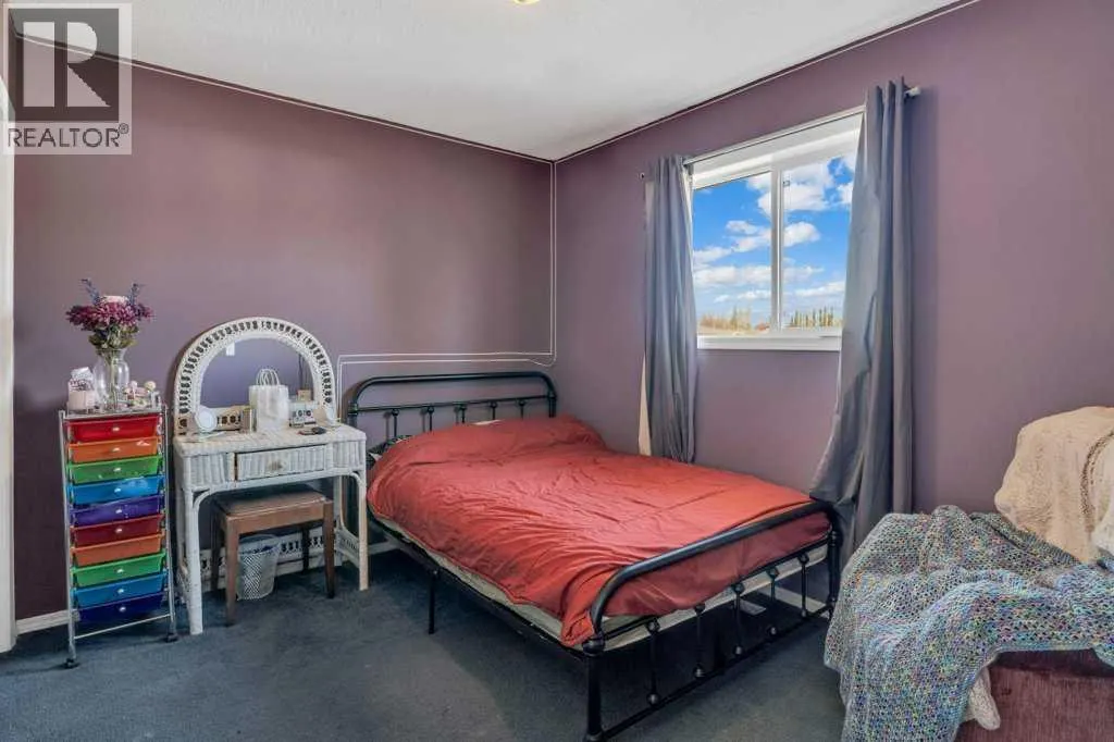 73 Lansbury Close