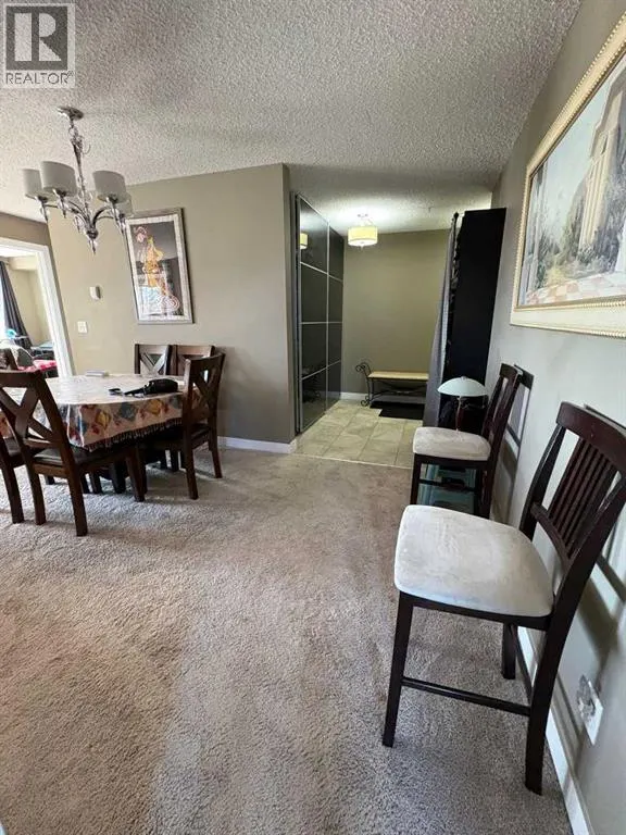 218, 5 Saddlestone Way NE