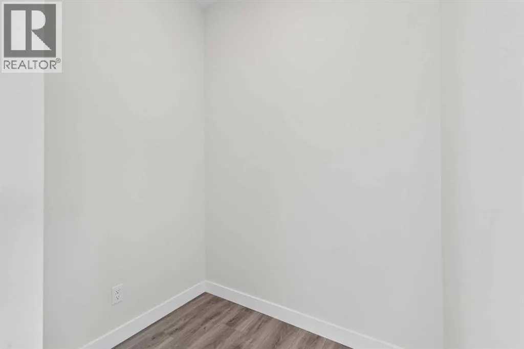 33 BELMONT Drive SW