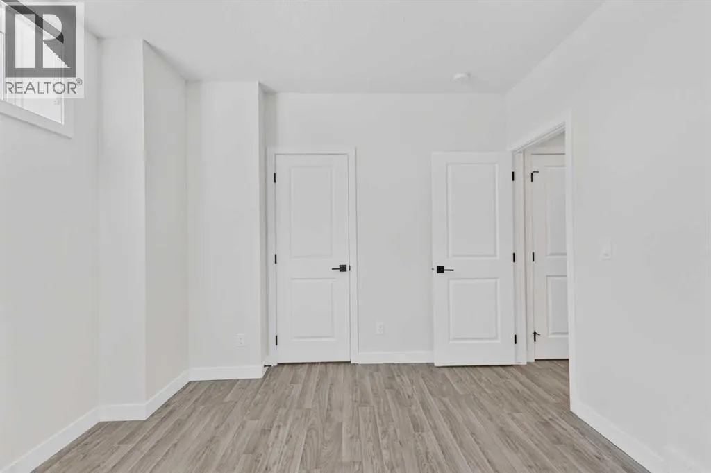 33 BELMONT Drive SW