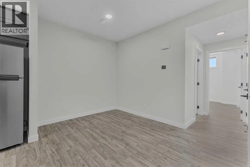 33 BELMONT Drive SW