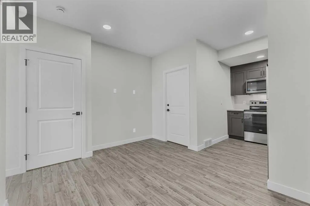 33 BELMONT Drive SW