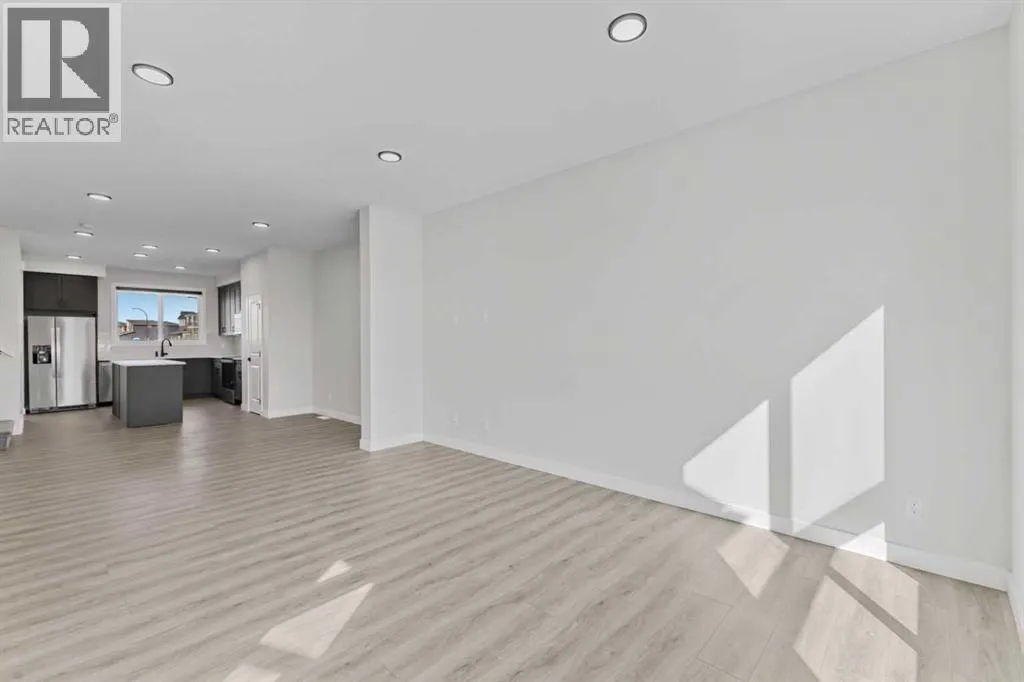 33 BELMONT Drive SW