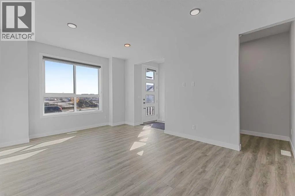 33 BELMONT Drive SW