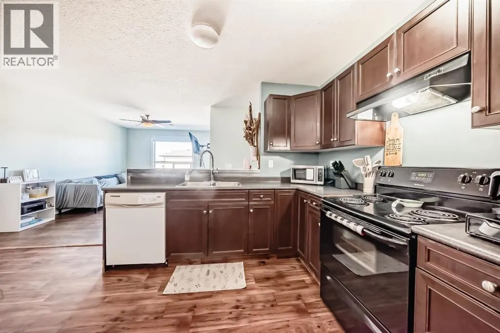 303, 8 Bayside Place