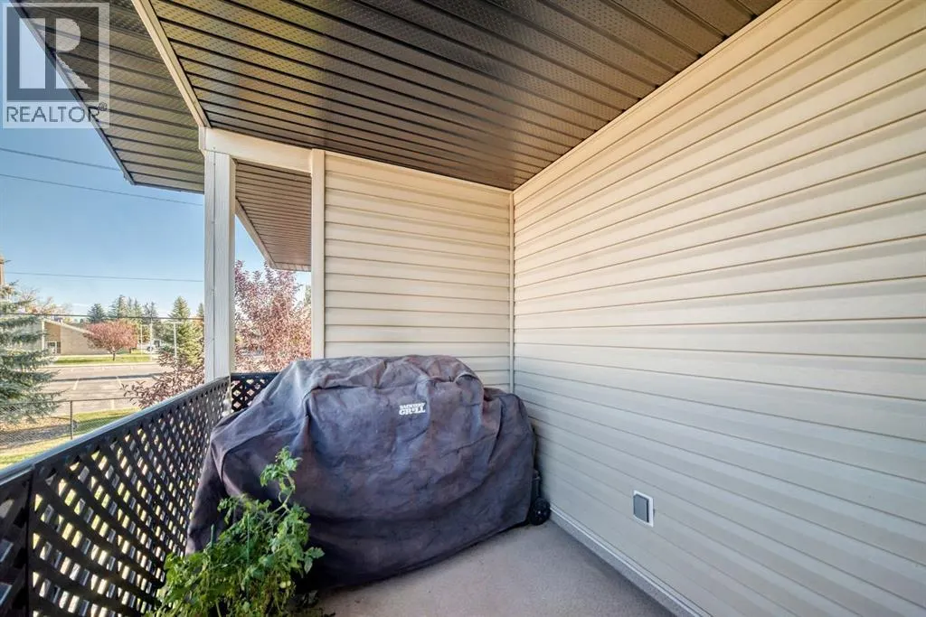 303, 8 Bayside Place