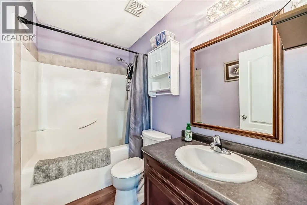 303, 8 Bayside Place