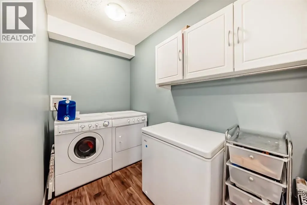 303, 8 Bayside Place