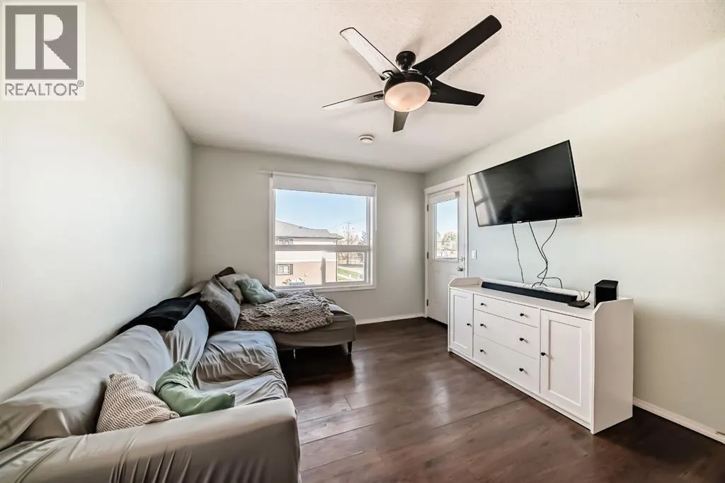 303, 8 Bayside Place