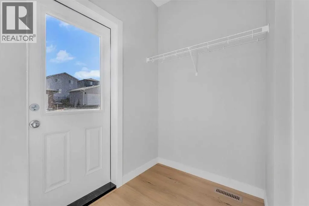 1205, Iron Ridge Avenue