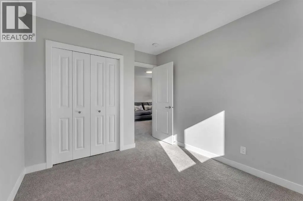 1205, Iron Ridge Avenue
