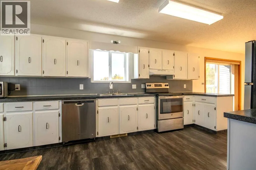 5559 Township Road 320